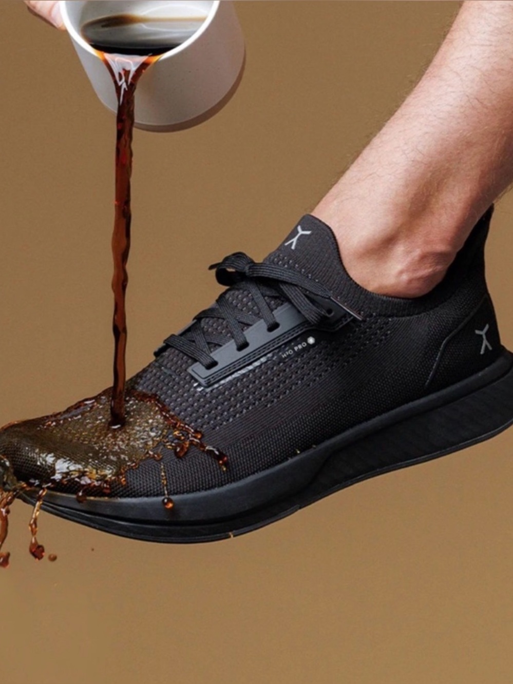 Flux Footwear Adapt Runner H2O Pro Black HP Mens size 7 Womens size 8.5
